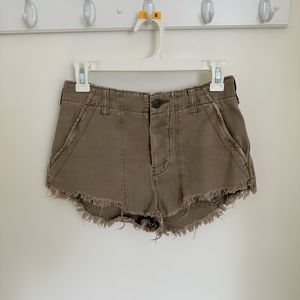 Free people Beige shorts